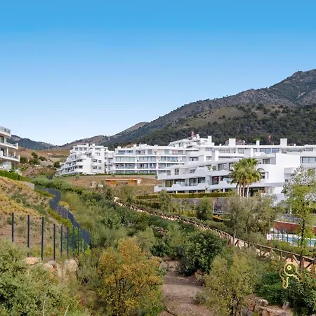 In Higueron West With Garden Fuengirola